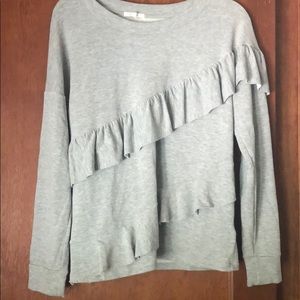 Ruffled sweatshirt